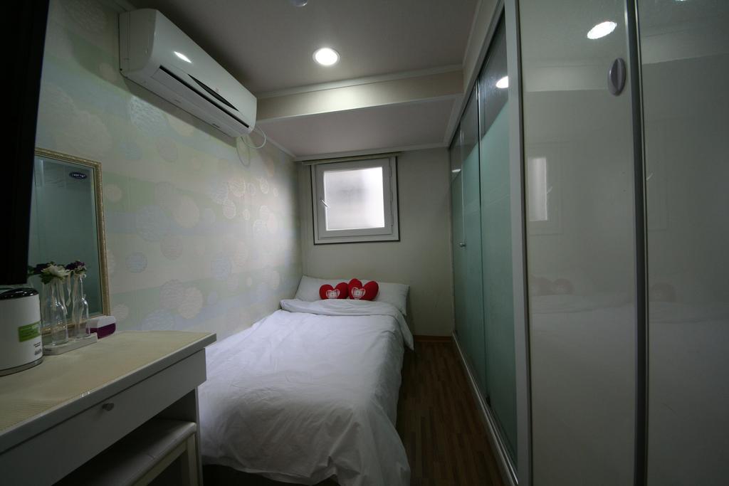 Chloe Hostel Seoul Exteriör bild