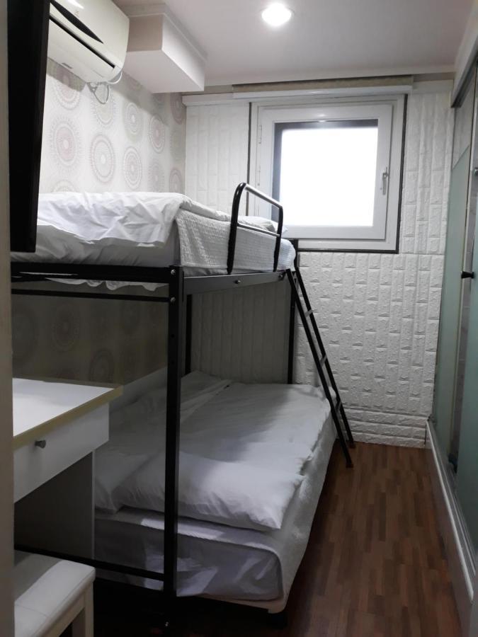 Chloe Hostel Seoul Exteriör bild